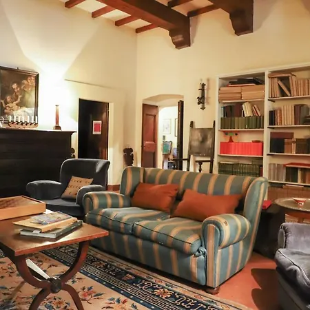 Agriturismo Biologico Palazzi Rufini ファームステイ コルチャーノ