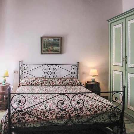 Agriturismo Biologico Palazzi Rufini ファームステイ コルチャーノ